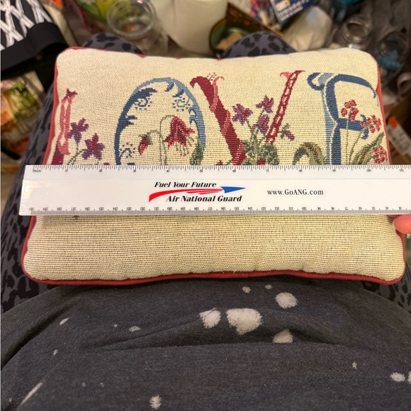Vintage Tapestry Love Pillow - Picture 10 of 10